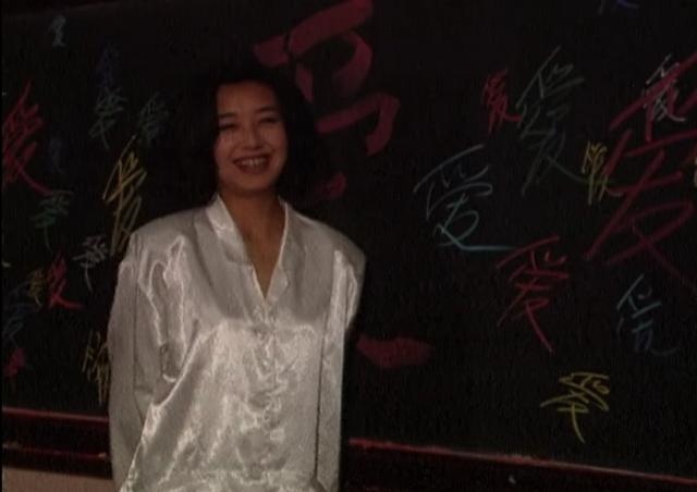 4年狗女和94狗男婚姻,94属狗一生有几次婚姻"