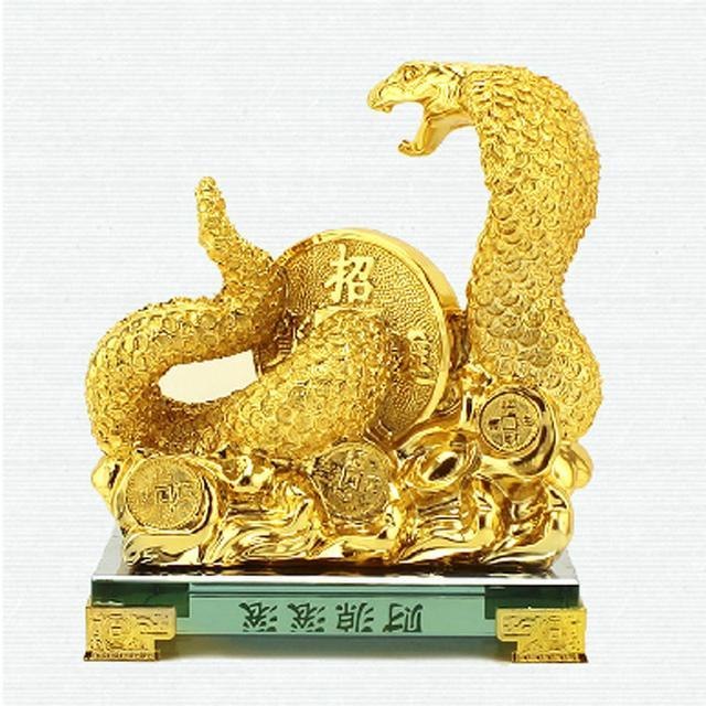 属蛇和哪些属相合财，属蛇的人和属马合财吗