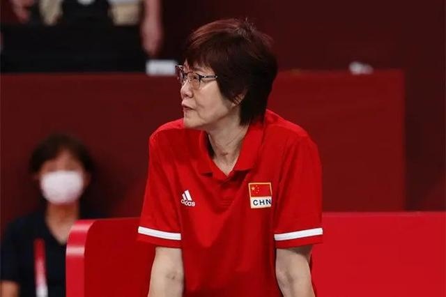 8属虎的女孩佩戴什么饰品，属虎的女适合佩戴什么"