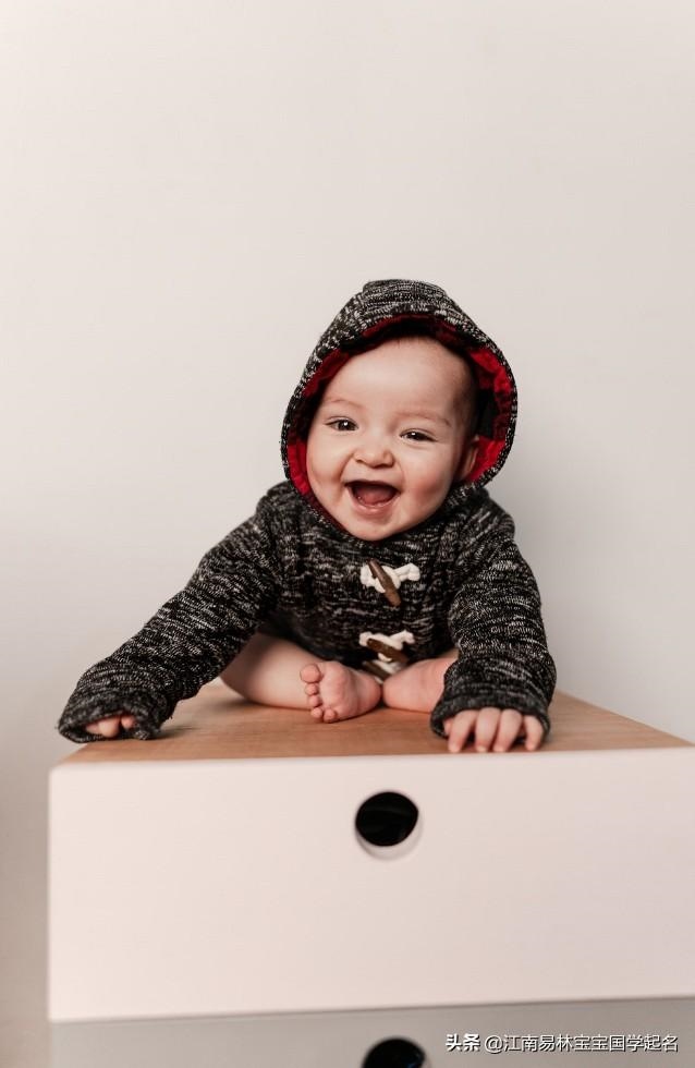 997年属牛取什么名字更好，适合属牛微信名字"