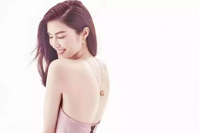 7年属蛇能戴金饰吗，属蛇戴金项链可以吗"