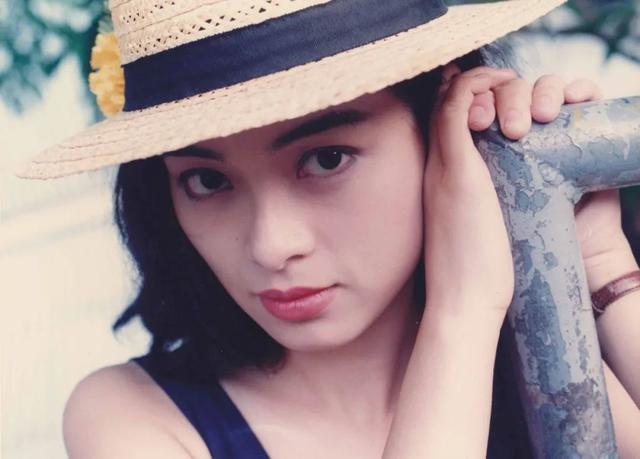 997年出生的属什么生肖，1993年属鸡的姻缘配对查询"