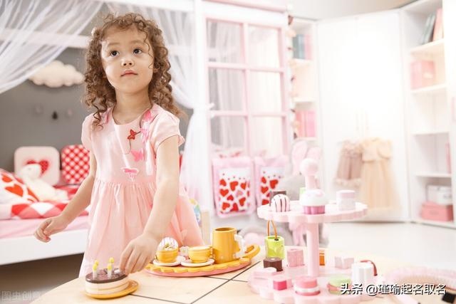 女孩聪明睿智涵养的名字，女子名字有才气