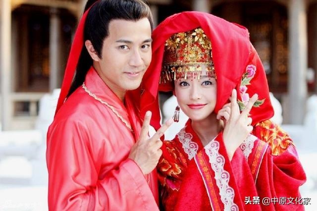 腊月蛇和正月蛇的婚姻，1977属蛇女的晚年