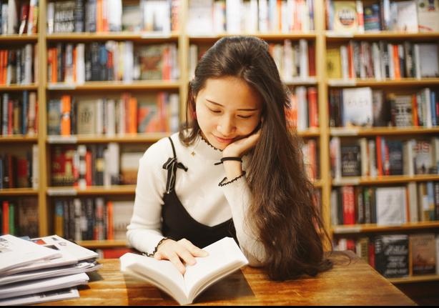 不适合做销售的生肖女，属猪男爱情致命缺点