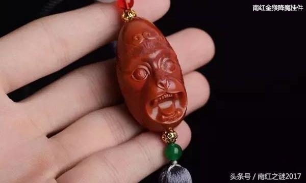 属虎的女人能不能戴南红，什么人适合戴南红