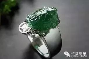 属狗的女人戴银手镯好不好，属狗的带金刚杵手镯好吗