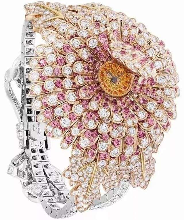 戴蛇形手镯的忌讳，女人带蛇戒指意义