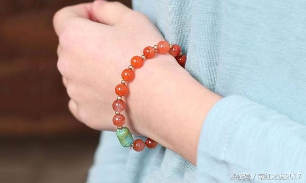 属蛇人转运吉祥物，属蛇女佩戴什么吉祥物