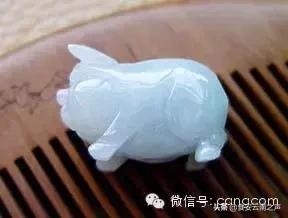 属狗的女人戴银手镯好不好，属狗的带金刚杵手镯好吗