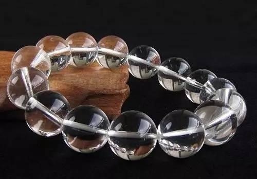 属虎人一生佩戴什么好图片，属虎人一生的吉祥物