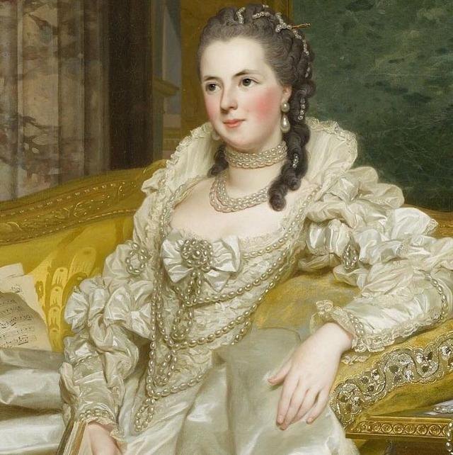 双子座适合佩戴什么饰品，双子座适合养什么宠物