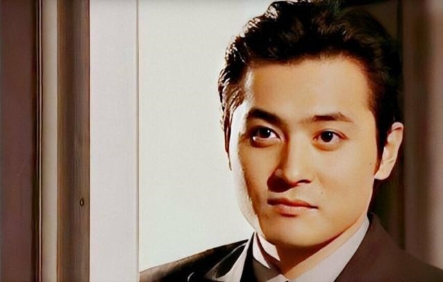 属蛇的男人选择的老婆，属蛇的男人对待感情