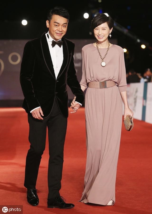 0后属虎九几年出生的，90后12生肖年龄表"