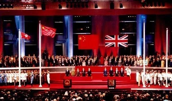 990年出生是什么命，1990路旁土命几月更好"