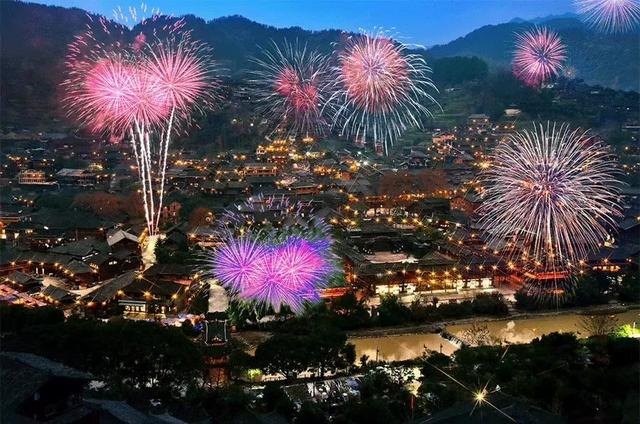 01几年是马年，201几年是蛇年"