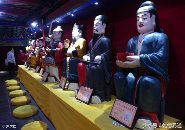 冲太岁应该要怎么做，2022 年马冲太岁怎么化解