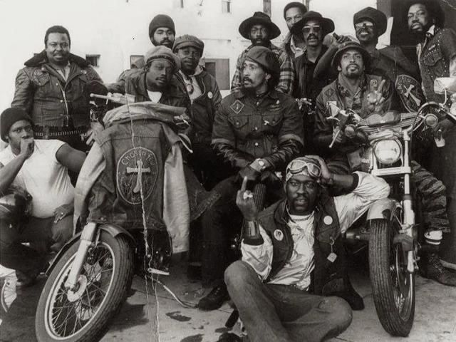 属马的佩戴什么戒指好，属马佩戴什么好