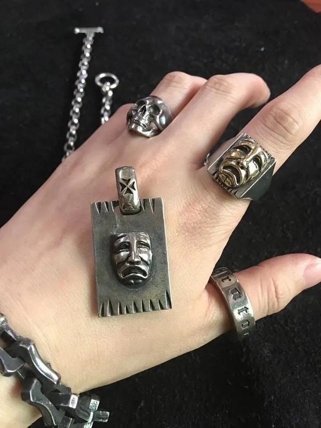 属马的佩戴什么戒指好，属马佩戴什么好