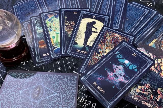 塔罗牌占卜真的准吗，塔罗牌占卜准吗靠谱吗