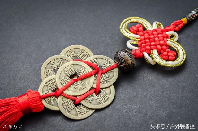 属蛇带什么东西避小人，撞七有什么讲究