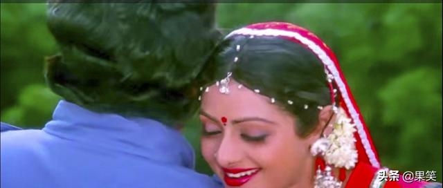 牛男爱上蛇女会放弃吗，属蛇女生床上厉害吗