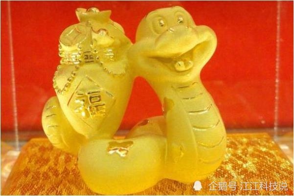 965年属蛇多少岁，1965属蛇男喜欢的女人"