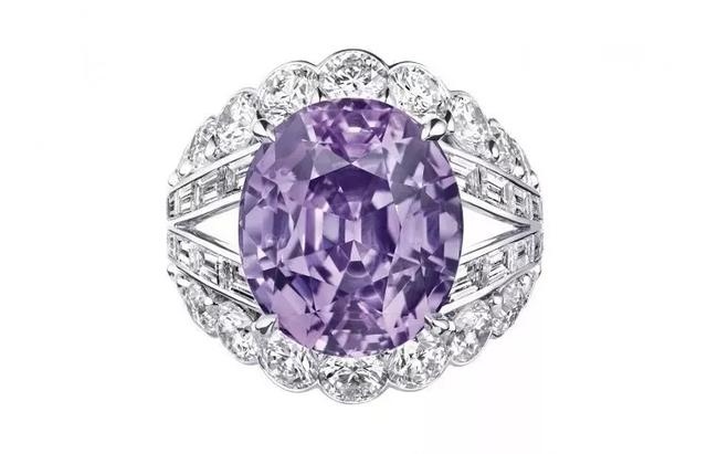 属羊人佩戴什么旺自己招财纳福，属羊的戴什么吊坠合适