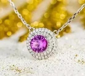 属羊人佩戴什么旺自己招财纳福，属羊的戴什么吊坠合适