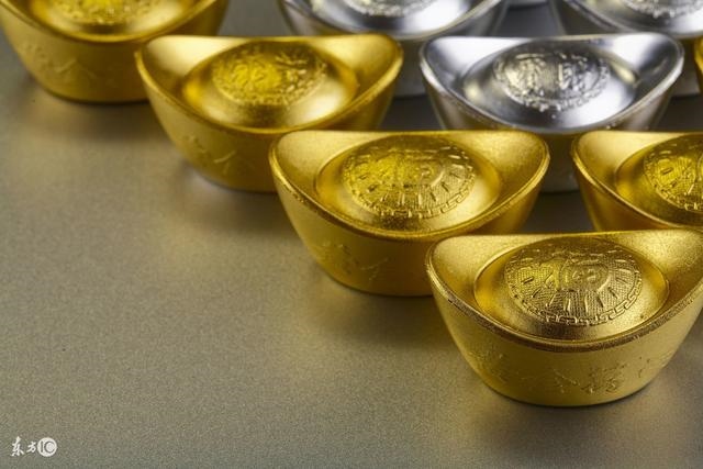 属龙人2022年运势运程9月份，属龙2022 年运势及运程每月运程