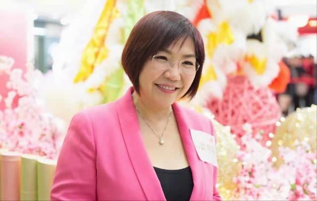 麦玲玲预测了哪些准，麦玲玲收费表