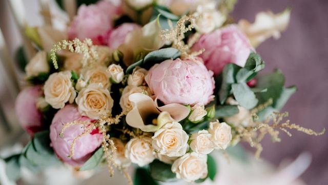 7年女一生有几次婚姻，53岁这个劫能过去吗"