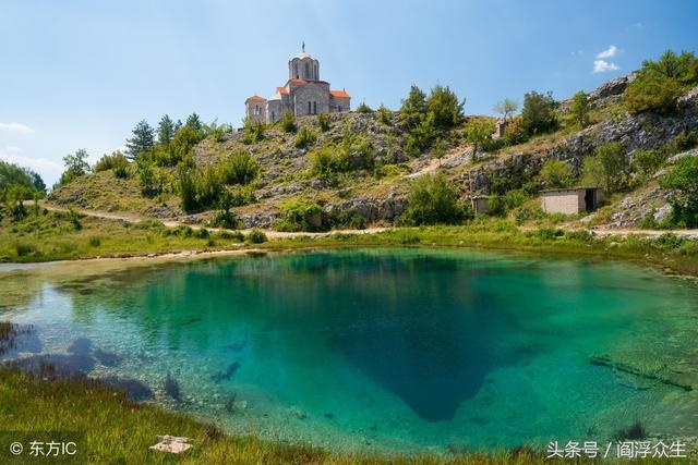 时柱坐羊刃女命，女命时柱伤官坐正财