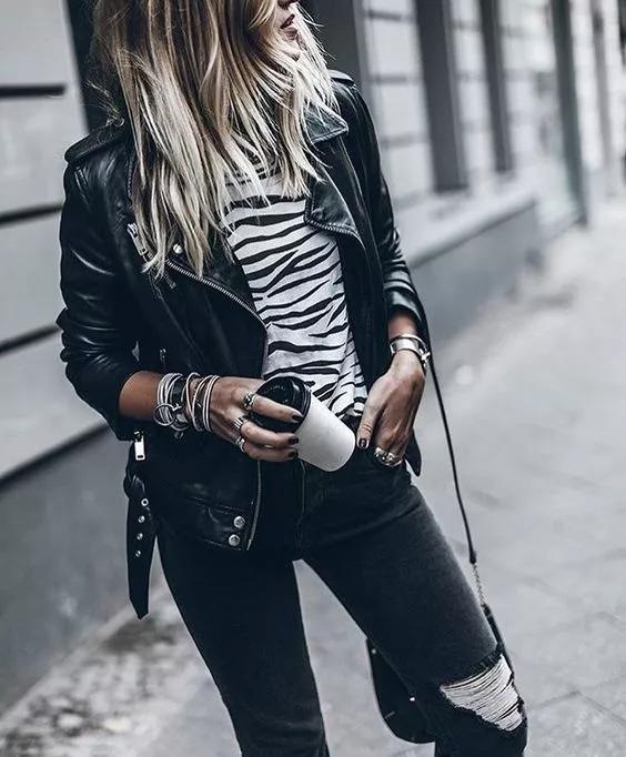 9年属羊42岁幸运色，属羊大忌颜色"