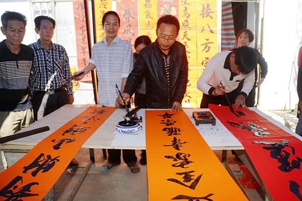 以敬孝尤是什么生肖，以儆效尤以观后效