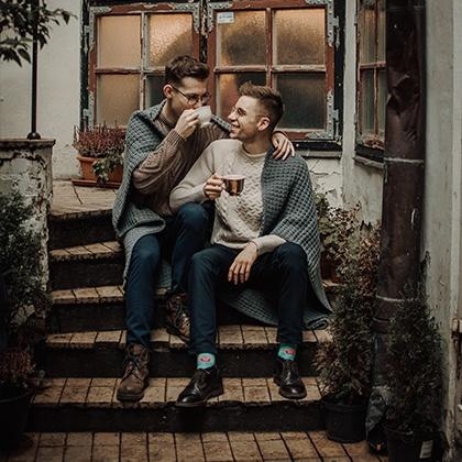 和属蛇男人分手不容易，属蛇男会等一个女人吗