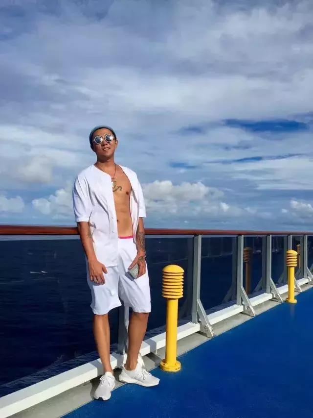 女人长期手婬的面相特征,男生经常手婬的面相