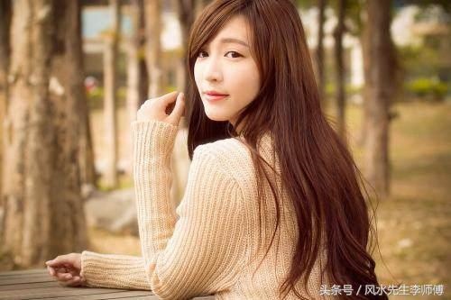 1年属羊女命中多子还是多女，生肖属羊的女人"