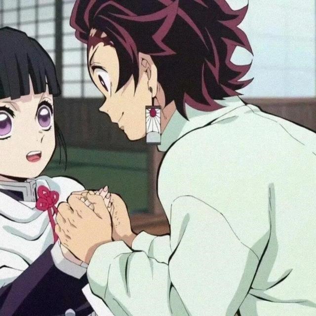 二次元情头一男一女分开，情侣二次元头像一男一女