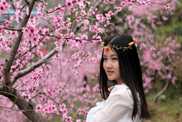 9年属羊女的桃花劫是什么时假，79年属羊42岁有桃花运"