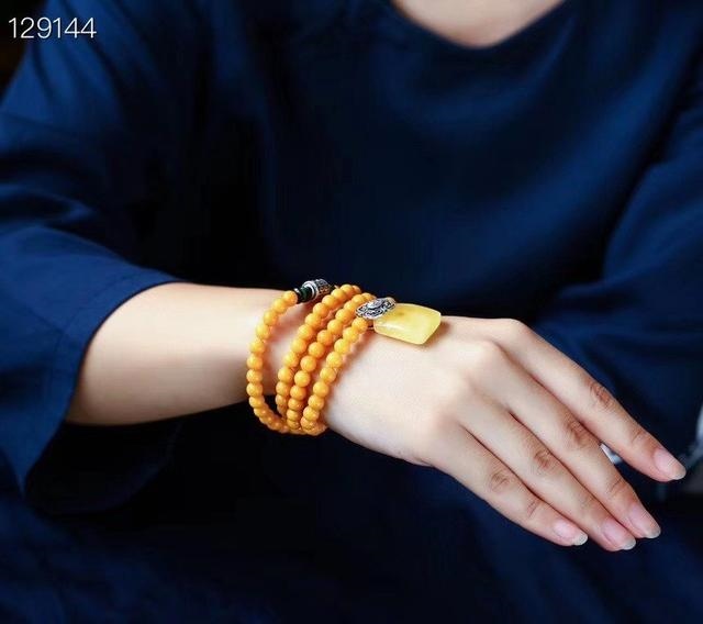 属虎女人戴什么首饰好，适合属虎人长期佩戴的吉祥物