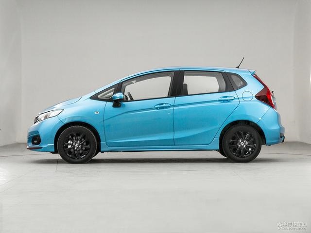 996属鼠的三大坎双色球,1996年是火鼠还是水鼠"