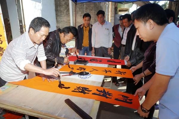 以敬孝尤是什么生肖，以儆效尤以观后效