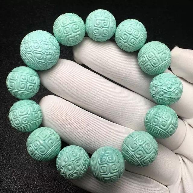 屬羊女戴什么辟邪物品，屬羊人應(yīng)佩戴什么東西辟邪