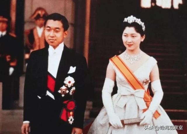 991年10月4日女是什么命，91年出生农历10月是什么月"