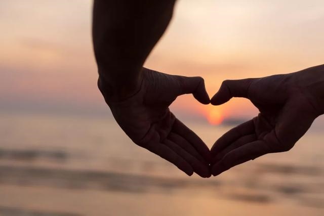 9年属羊女婚姻的绝配生肖，1990年属马女的人婚配"