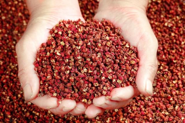 3男猪91女羊相配吗，91年属羊的28岁有一劫"