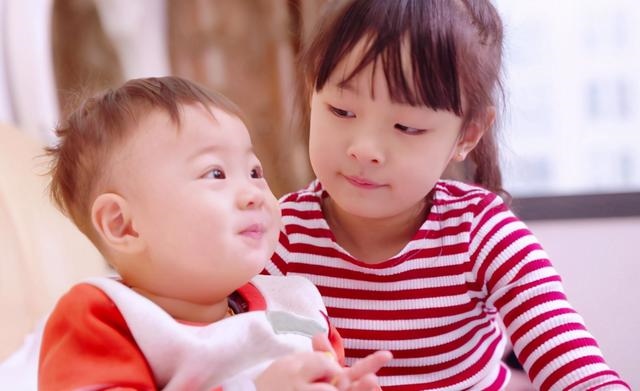 生孩子要不要忌讳属相，生孩子要看生肖相克吗