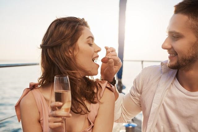 8年属猴女婚外情，68年属猴女的儿子"