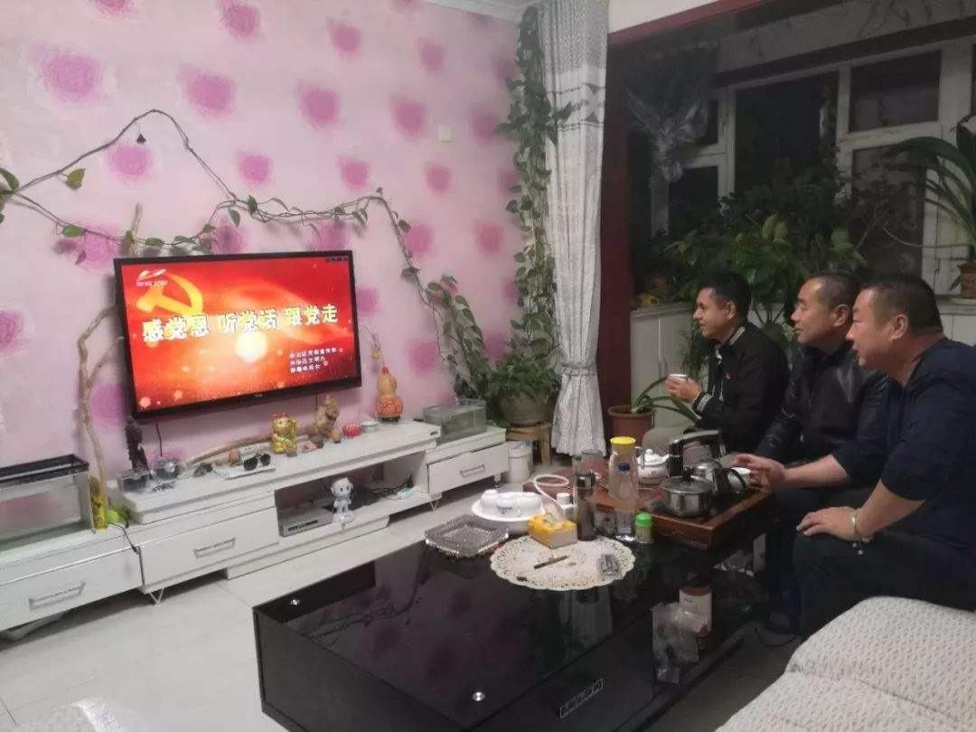 022年10月15日张鑫龙，2003年10月15日谁执行神舟五号"